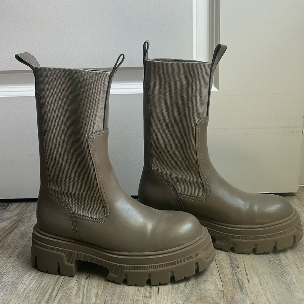boots
